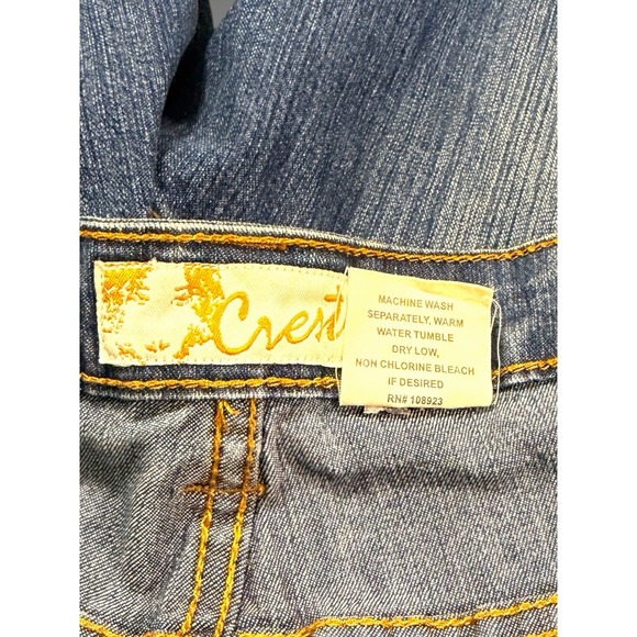 Crest Jeans Womens Sz 23/24 Blue Denim Cropped Capri Embossed Casual‎ Distressed - Picture 5 of 5
